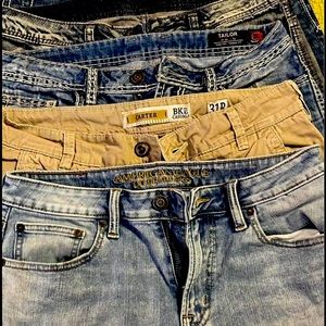 Buckle and American eagle. Sell as bundle for 175.00 or 35.00  each.  32x30